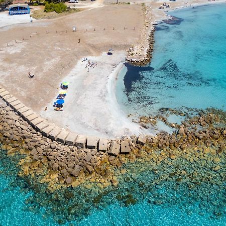 Rustico Porto Pino 30 Mt Dalla Spiaggia Eksteriør bilde